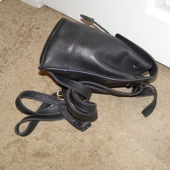 Vintage COACH black leather Backpack - Picture 8 of 14